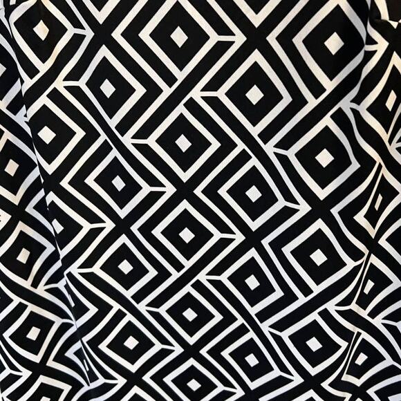 INC International Concepts Geometric Pattern Shift Dress Size M Black White - Picture 8 of 11